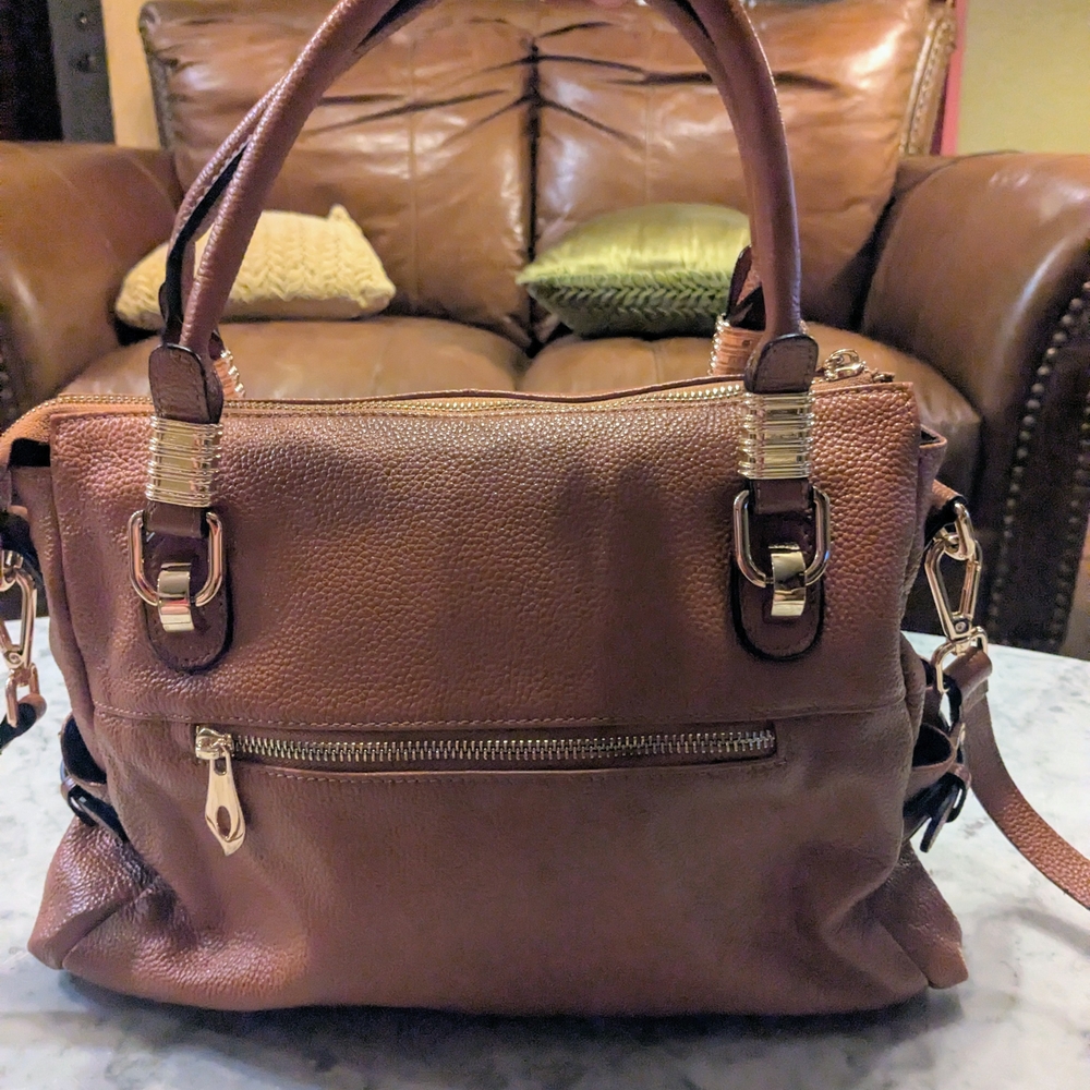 Kattee Brown Leather Handbag with Gold Hardware EUC